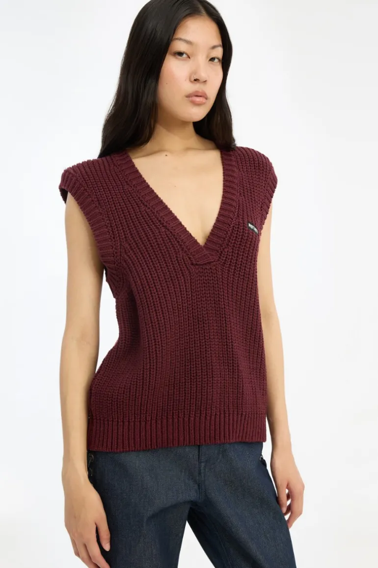 Knit V-neck Vest Burgundy